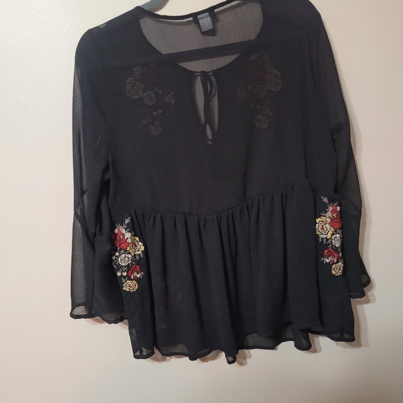 Torrid Black Top with Red and Yellow Floral Embroidery - Picture 4 of 4